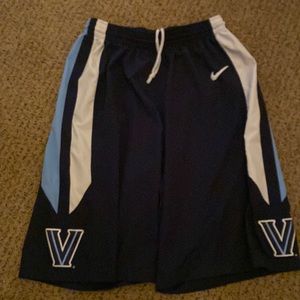 Men’s Nike Villanova Wildcats Basketball Shorts Size Large